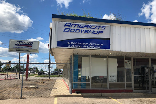 Stonewall Collision – Collision Repair Services